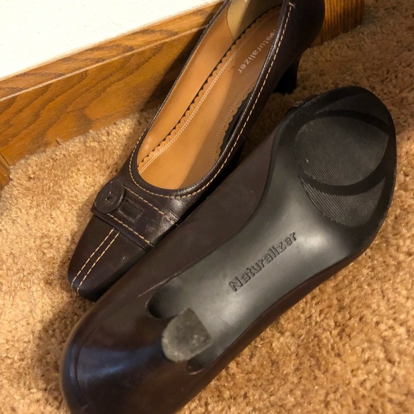 Shoes - Picture 3 of 4